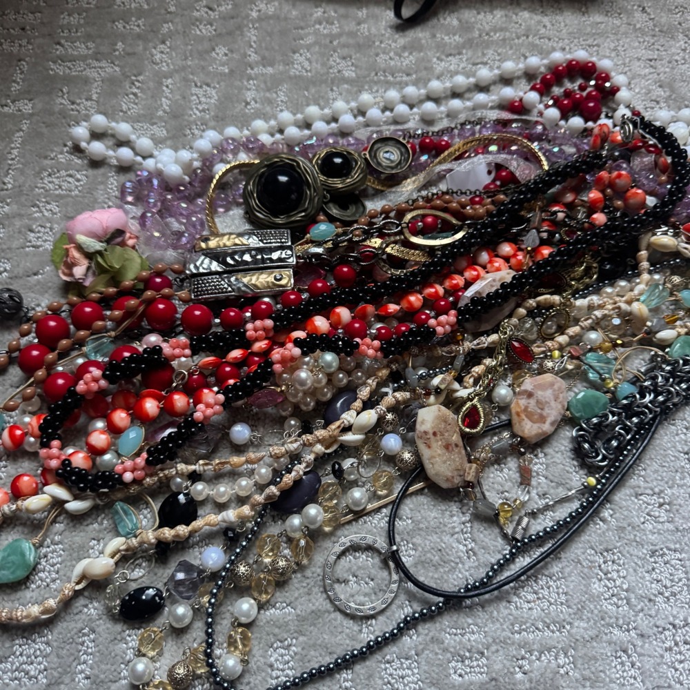 Large Vintage to Modern Necklace Lot 25 Pieces Pumpkin Jewelry Jar Assorted